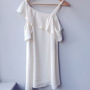 Rachel Roy white asymmetrical off-shoulder dress
